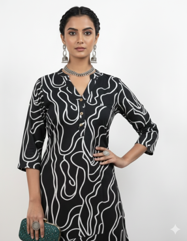 Black & White Abstract Print Long Kurti